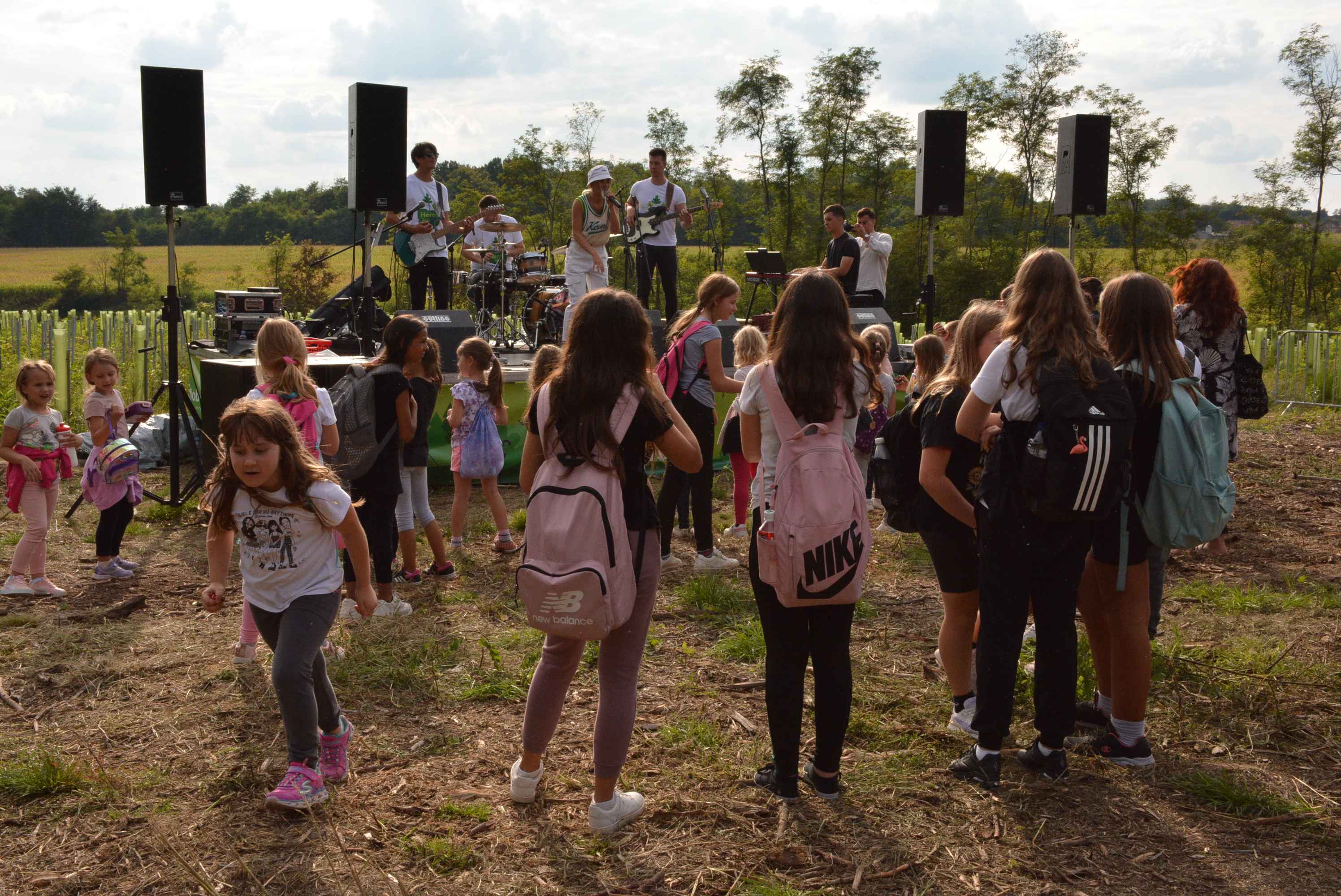 KNEZOVEC Održana velika akcija pošumljavanja u ogranizaciji tvrtke Sobočan