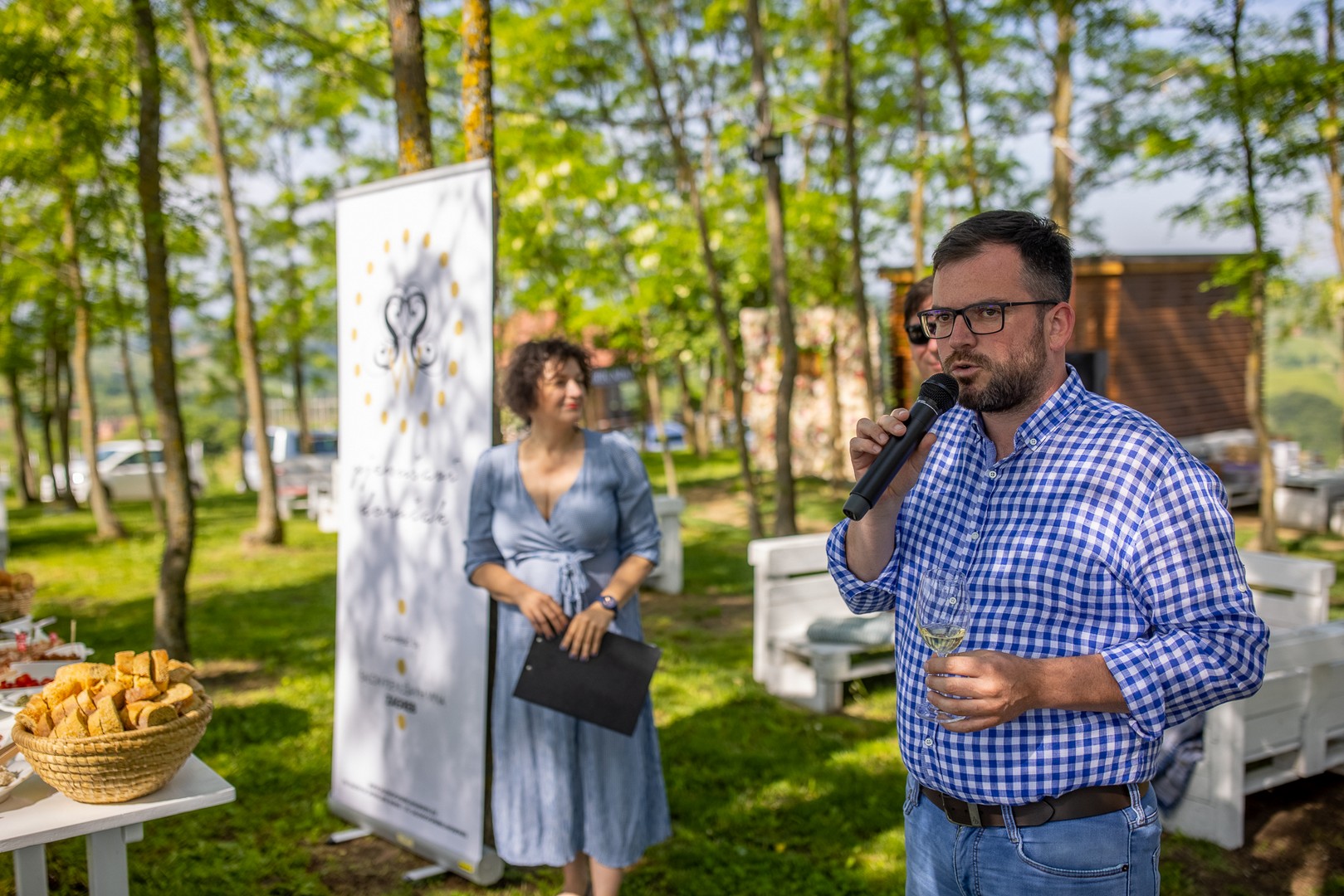 Na Mađerkinom bregu održan Pjenušavi doručak u vinogradu
