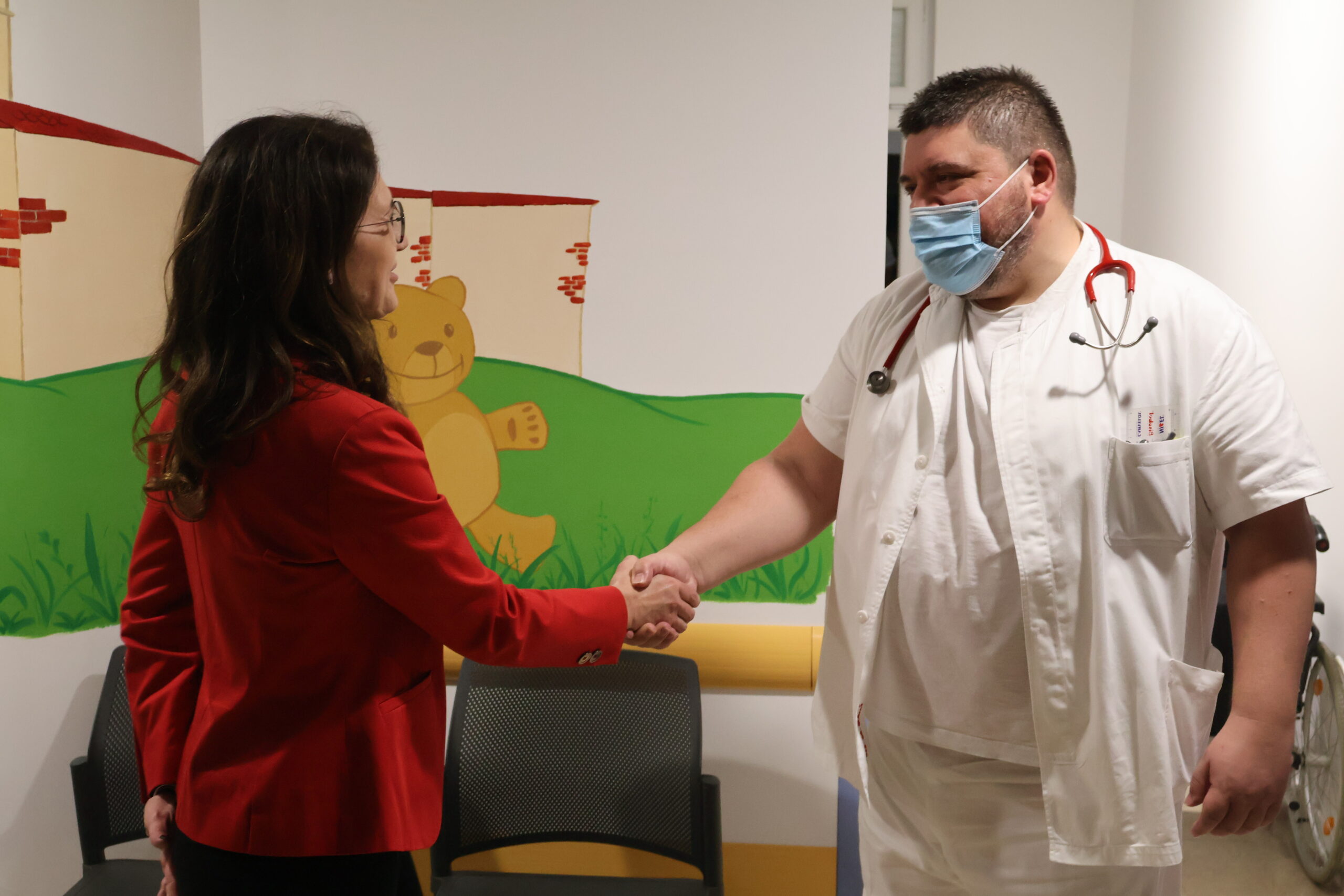 Gradonačelnica Cividini i župan Posavec obišli dežurne službe u novogodišnjoj noći