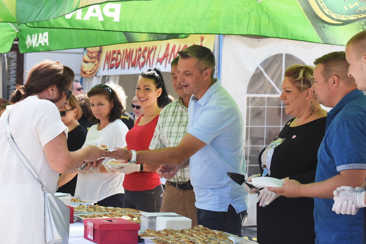 Humanitarna prodaja međimurske pogače za Centar za odgoj i obrazovanje