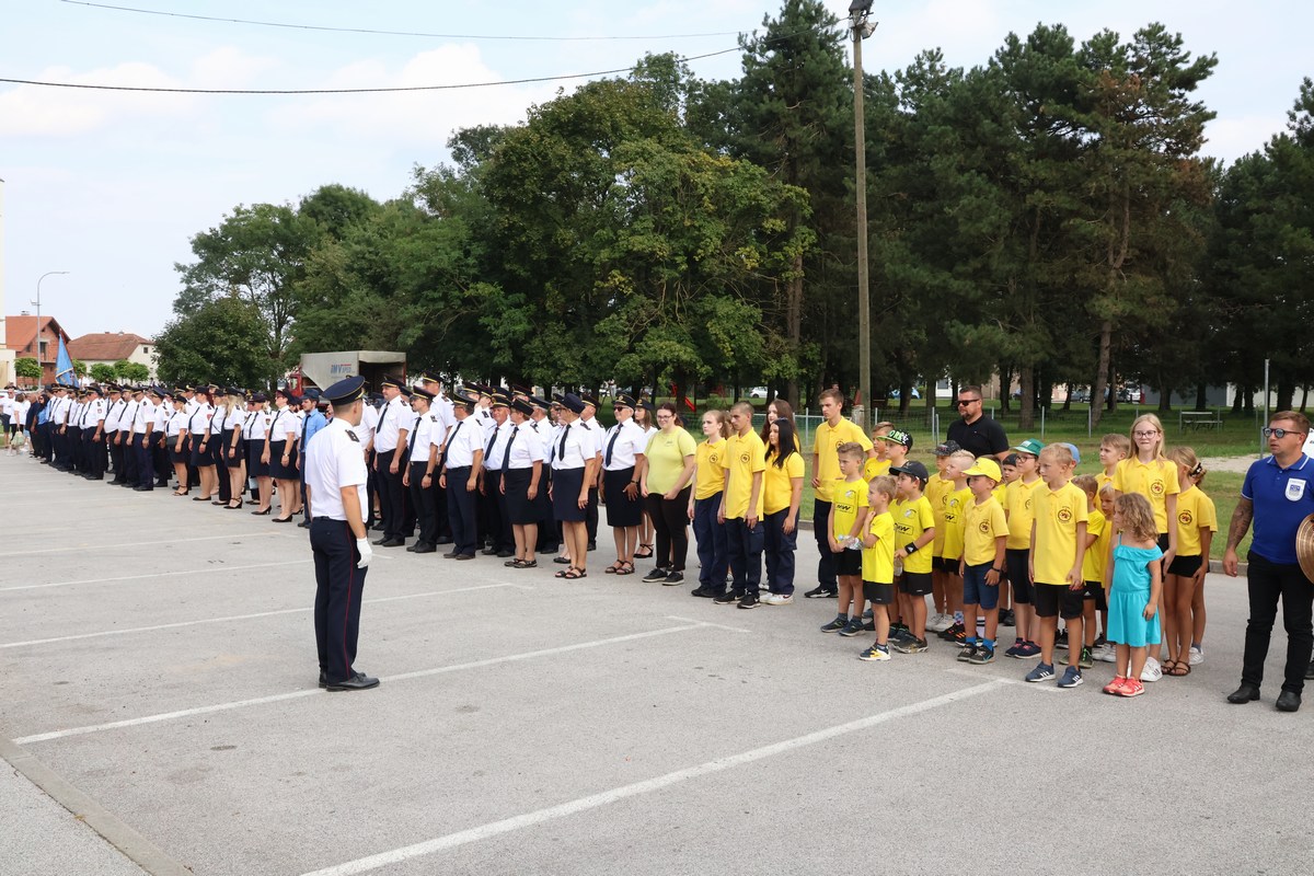 VELIKA PROSLAVA DVD Savska Ves proslavilo 100. obljetnicu predanog rada