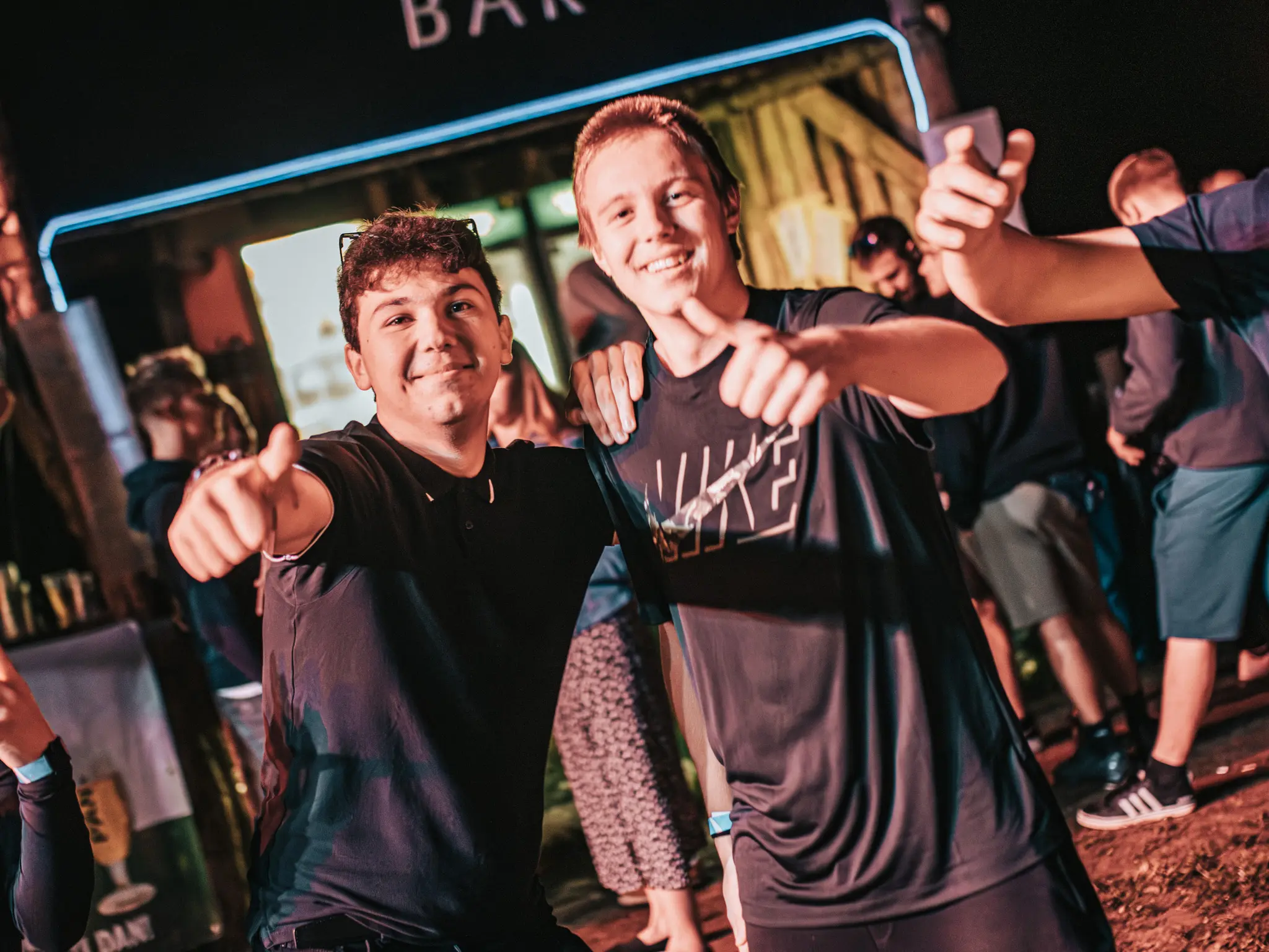 1717661054100 1717661054100