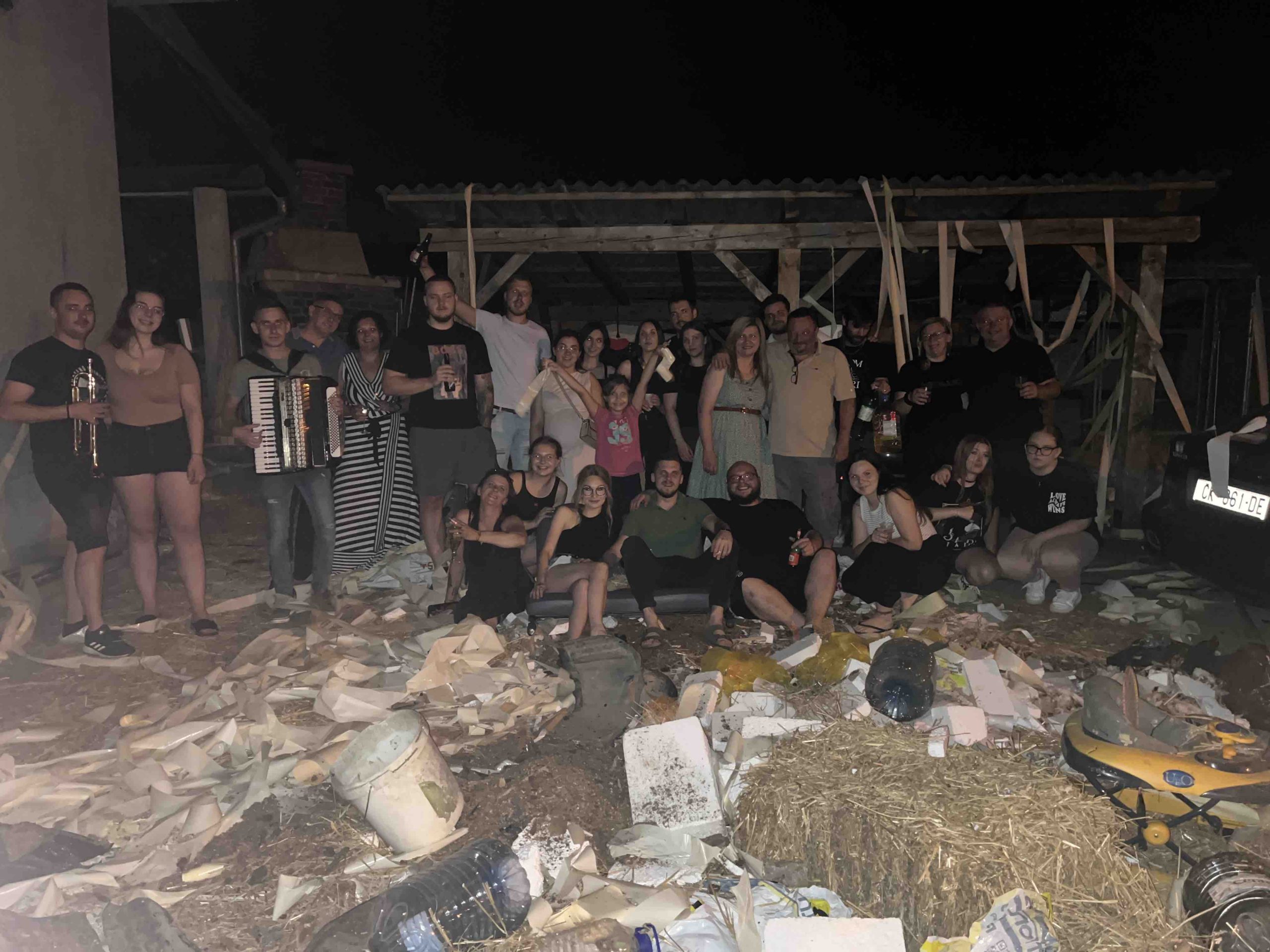 POTEPANJE Žene se Damira Prišlić i Luka Laptoš