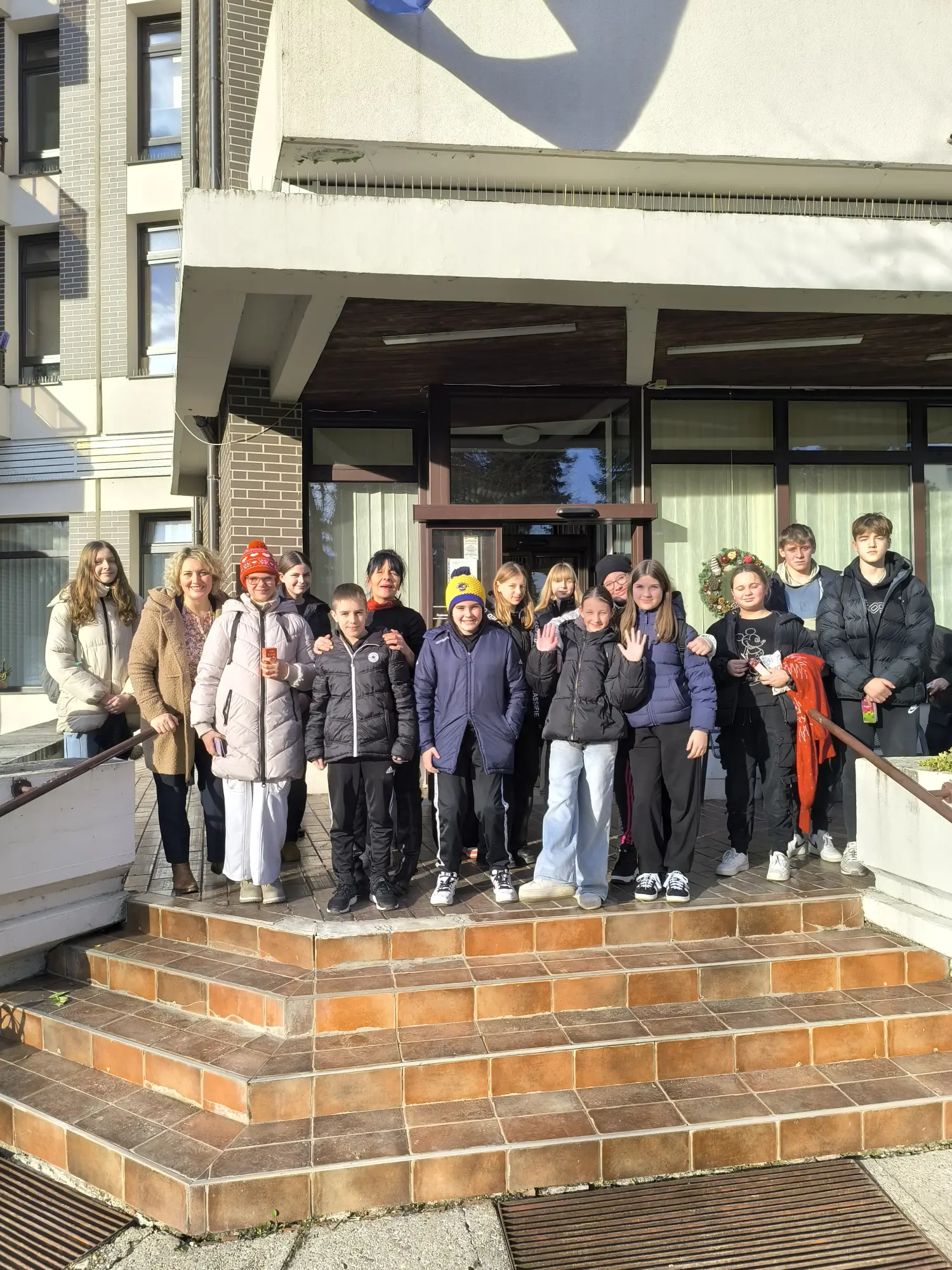 1734642704057 1734642704057