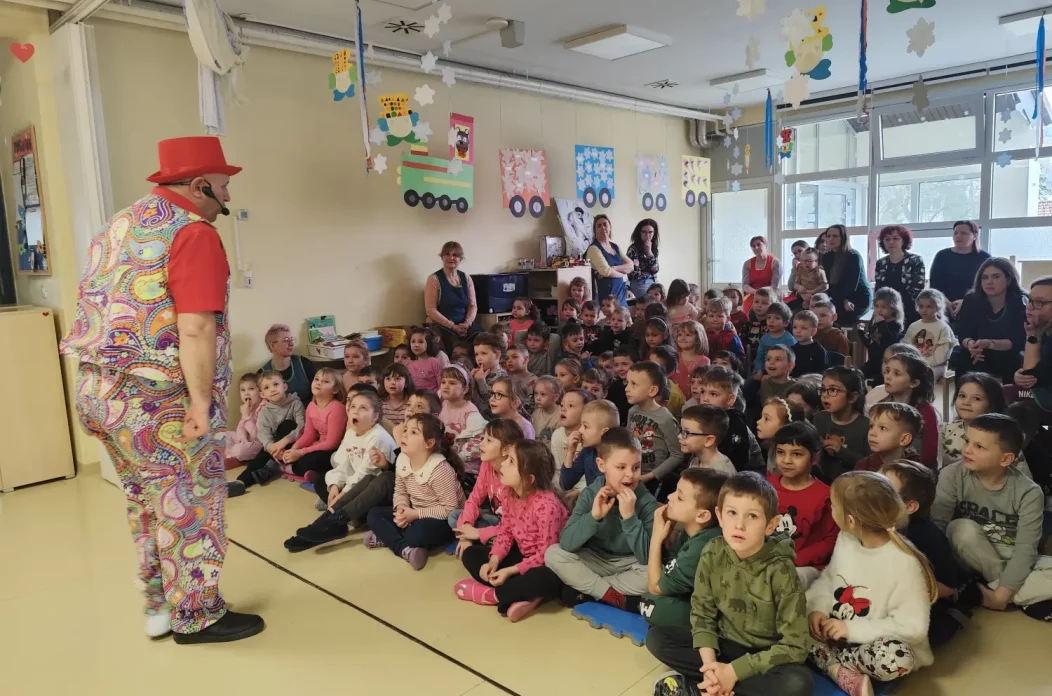 1740641694409 1740641694409