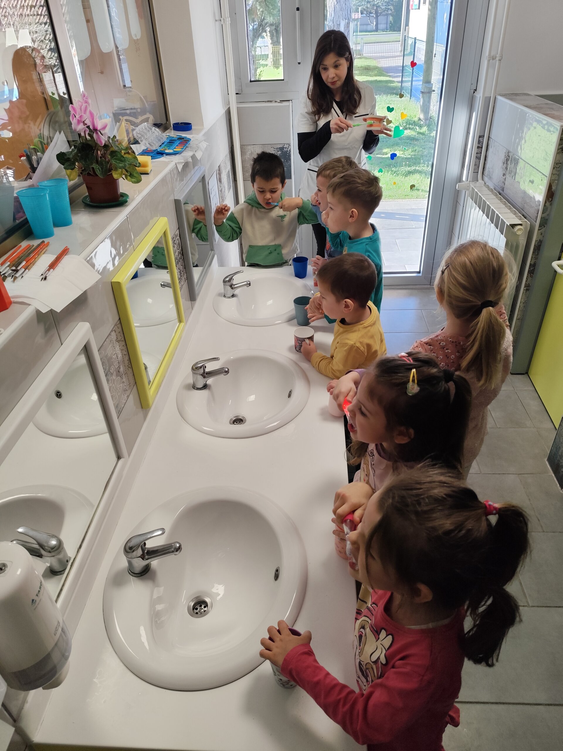 1742463036731 1742463036731