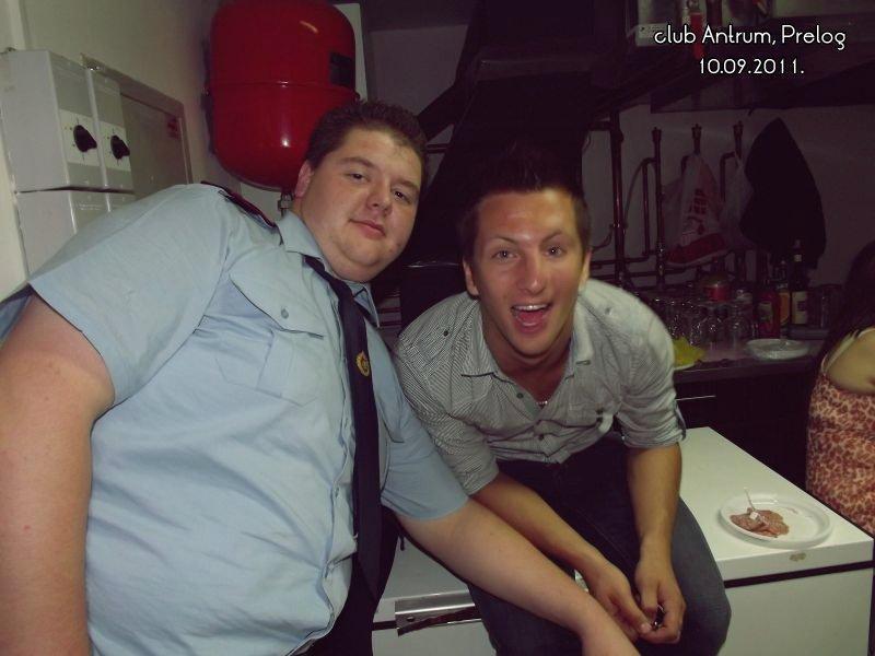 2 (70) Antrum (Petak i subota, 9. i 10.9.2011)