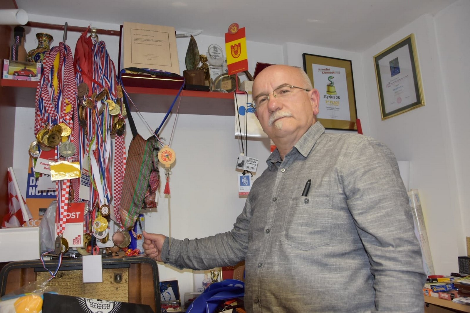 Međimurskom karikaturistu iz Malog Mihaljevca divi se cijeli svijet!