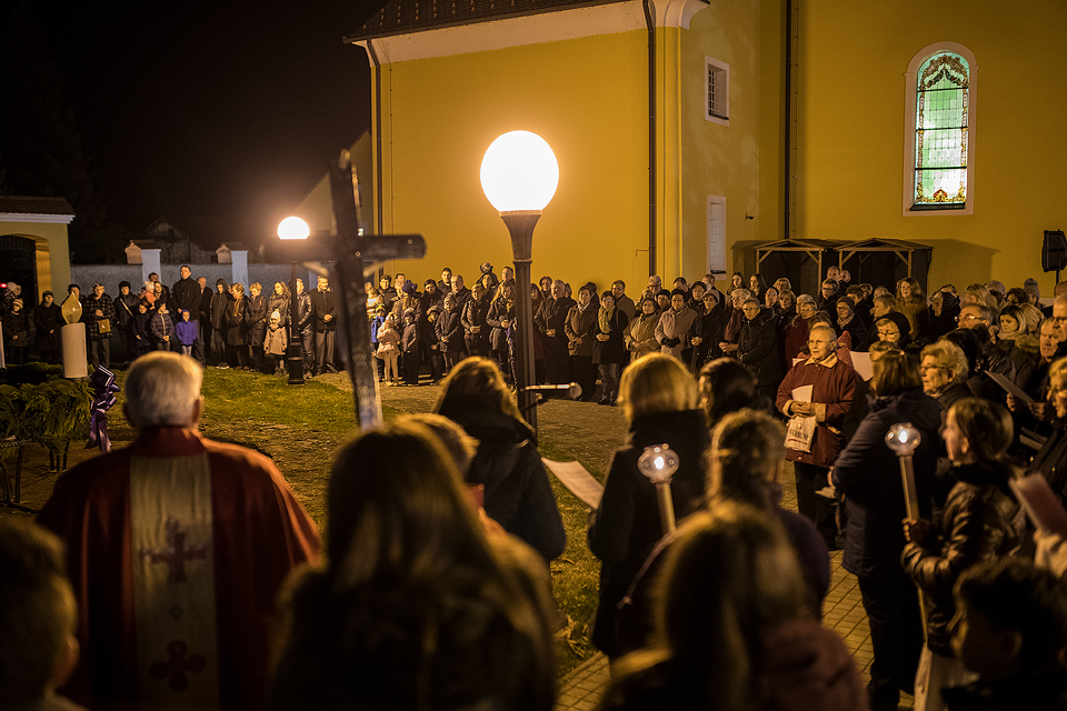 FOTO U Prelogu upaljena prva adventska svijeća!