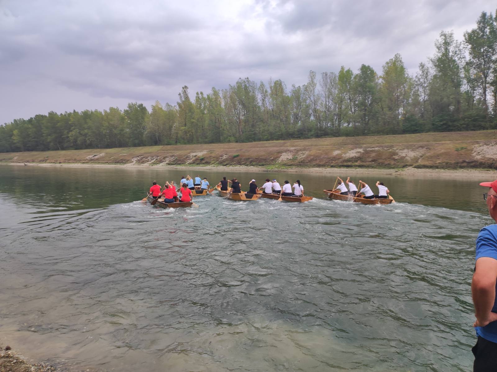 Labudice i Fljojsari pobjednici 13. natjecanja u ekipnom veslanju dravskim čamcima