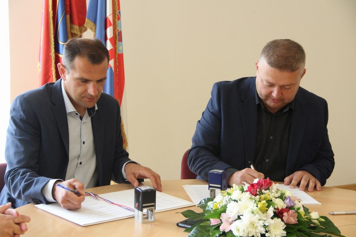 FOTO Kreće dogradnja OŠ Strahoninec s ciljem uspostave jednosmjenske nastava!