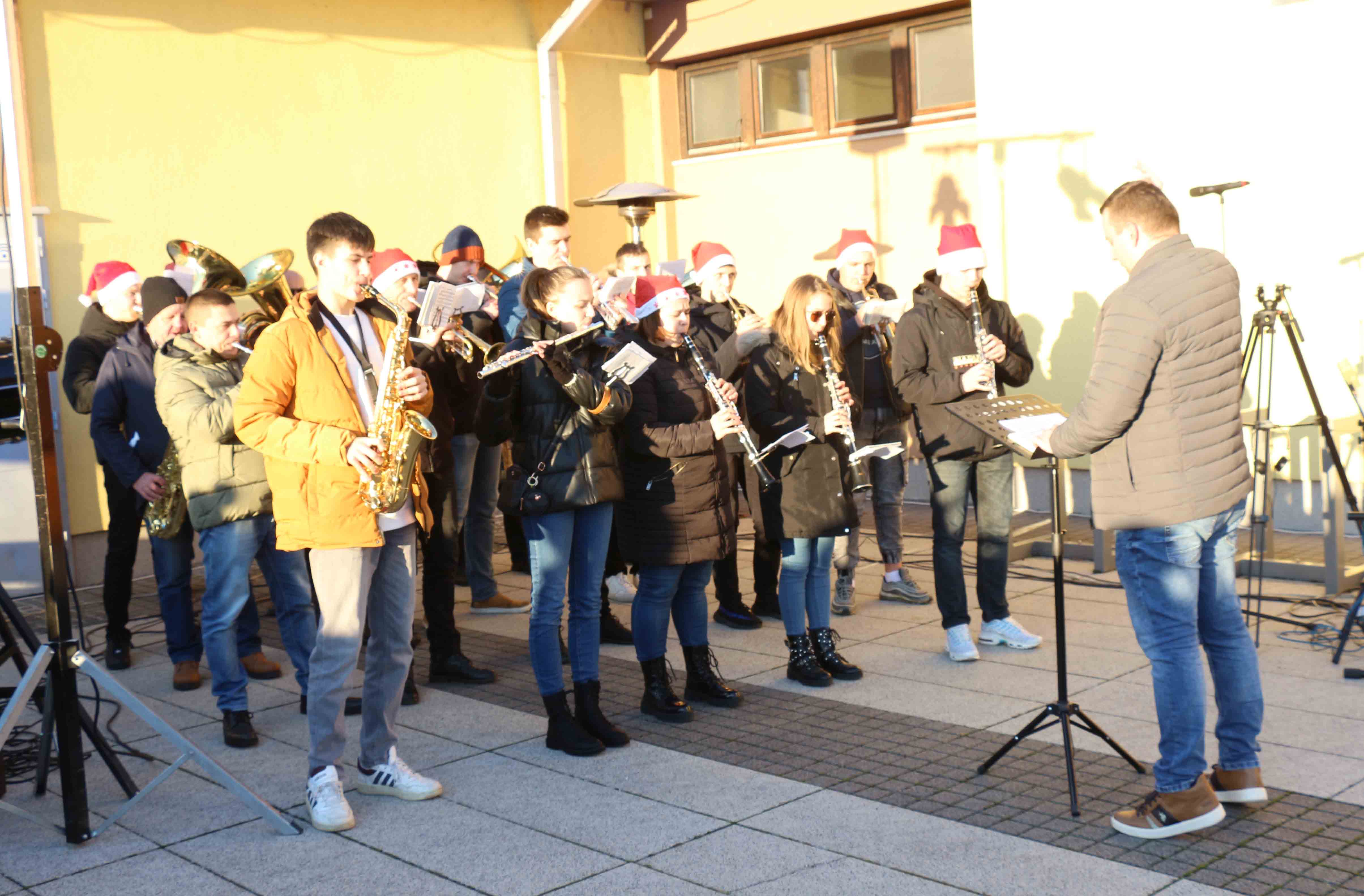 BLAGDANSKI DUH Održan tradicionalni Božićni sajam Općine Mala Subotica