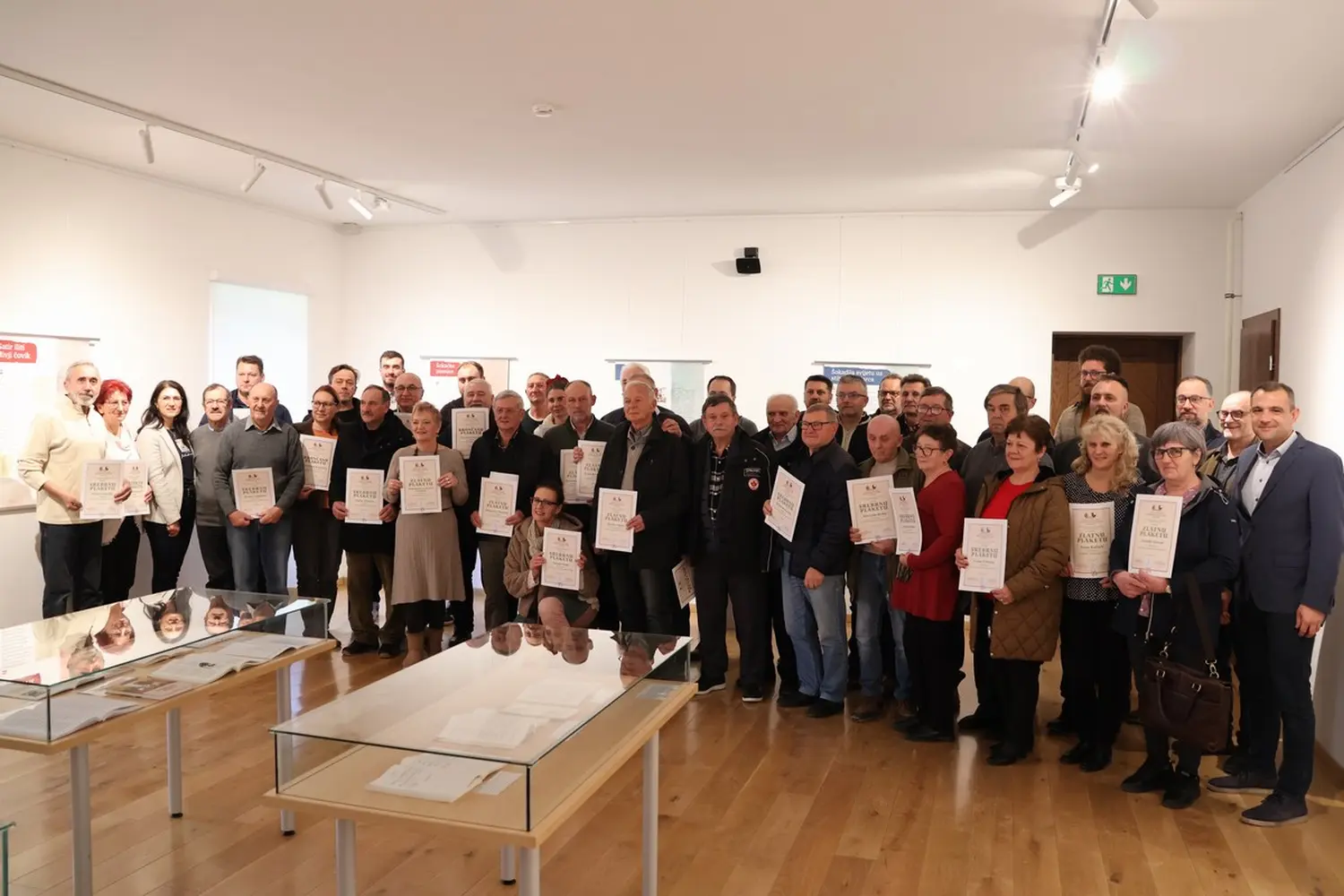 18. ocjenjivanje kvalitete međimurskog meda, Pčelarstvo Trupković, četiri zlatne medalje (1) 18. ocjenjivanje kvalitete međimurskog meda, Pčelarstvo Trupković, četiri zlatne medalje (1)