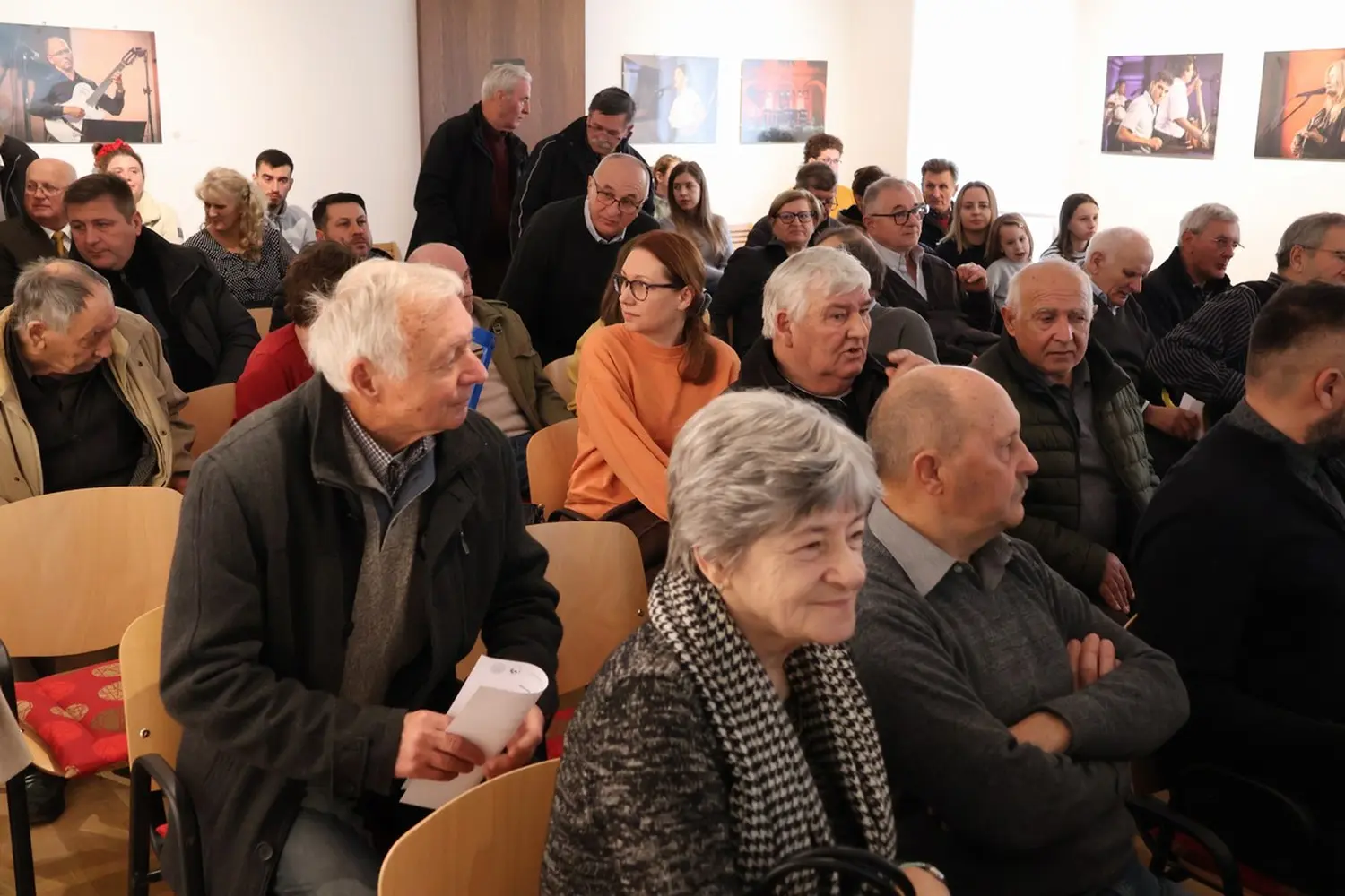 18. ocjenjivanje kvalitete međimurskog meda, Pčelarstvo Trupković, četiri zlatne medalje (7) 18. ocjenjivanje kvalitete međimurskog meda, Pčelarstvo Trupković, četiri zlatne medalje (7)