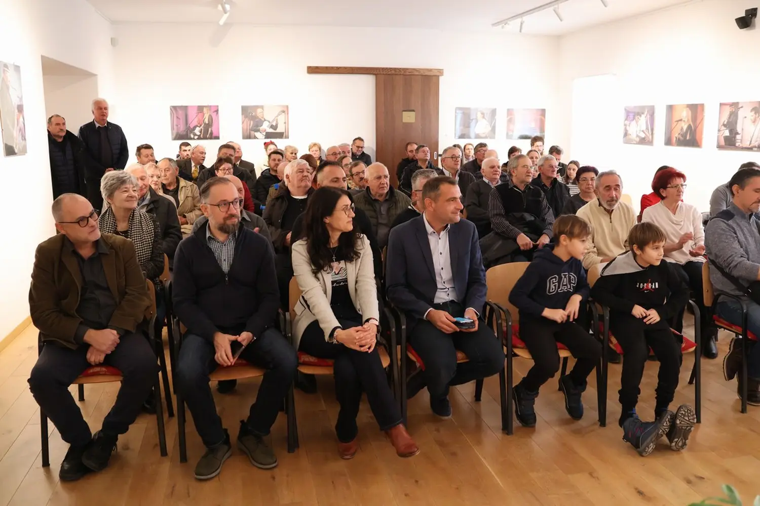 18. ocjenjivanje kvalitete međimurskog meda, Pčelarstvo Trupković, četiri zlatne medalje (9) 18. ocjenjivanje kvalitete međimurskog meda, Pčelarstvo Trupković, četiri zlatne medalje (9)