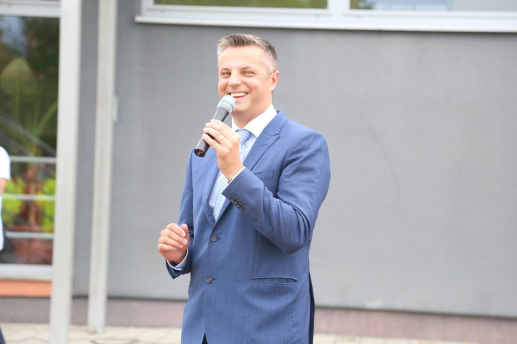 2144144010212939718904673186645