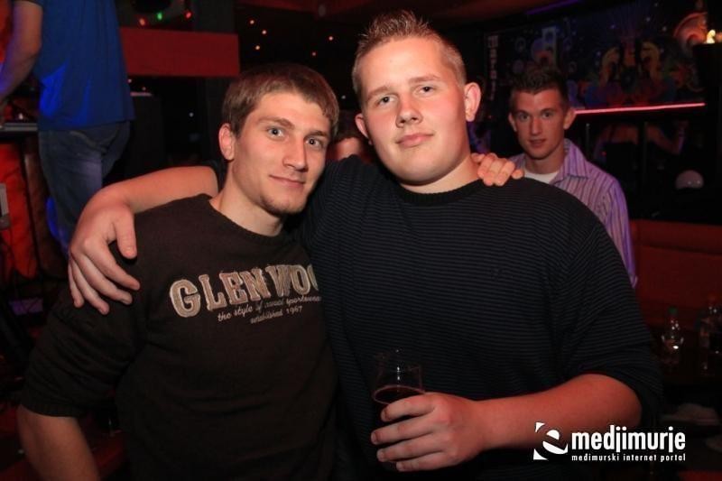 slika0091 Maraton (Subota, 8.10.2011) slika0091 Maraton (Subota, 8.10.2011)