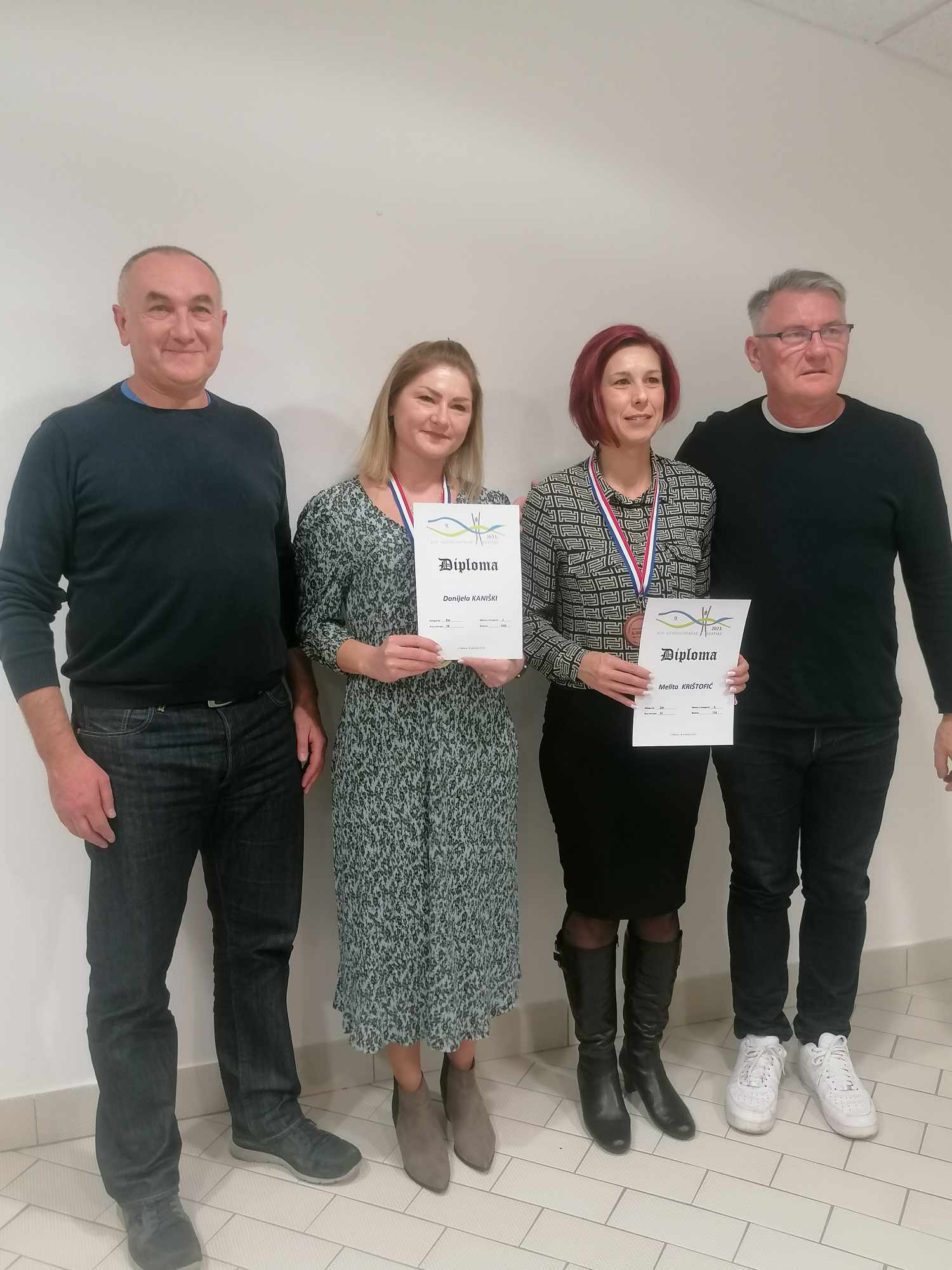 Image 5923287 (auto) Image 5923287 (auto)