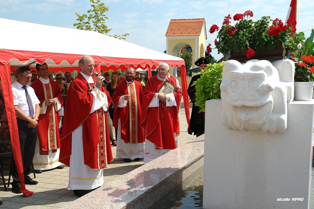 305012795dsc02499331039