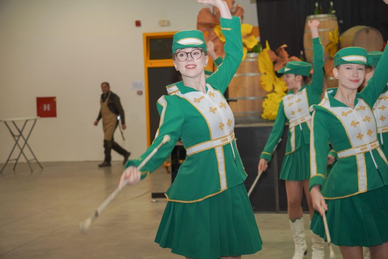19. Martinje festival hladnetine Nedelišće Mesap mažoretkinje (32)