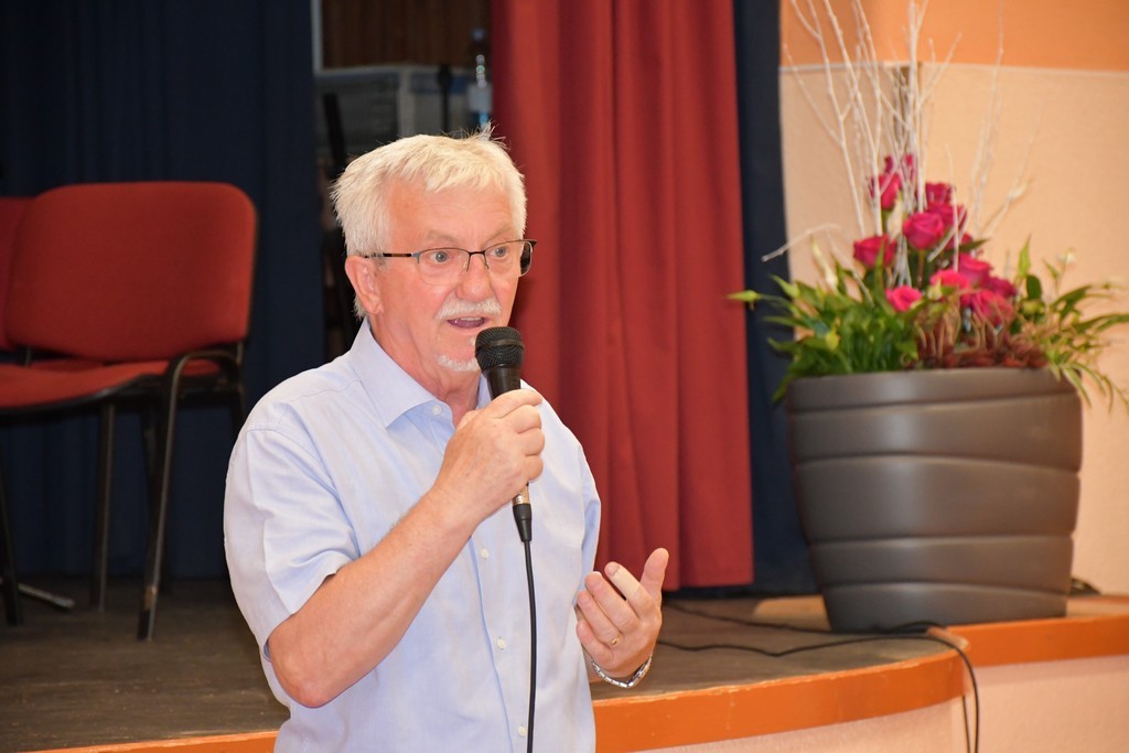 PRIJEM UČENIKA Učenici Osnovne škole Belica, sudionici županijskih i državnih natjecanja, na prijemu kod načelnika Taradija PRIJEM UČENIKA Učenici Osnovne škole Belica, sudionici županijskih i državnih natjecanja, na prijemu kod načelnika Taradija