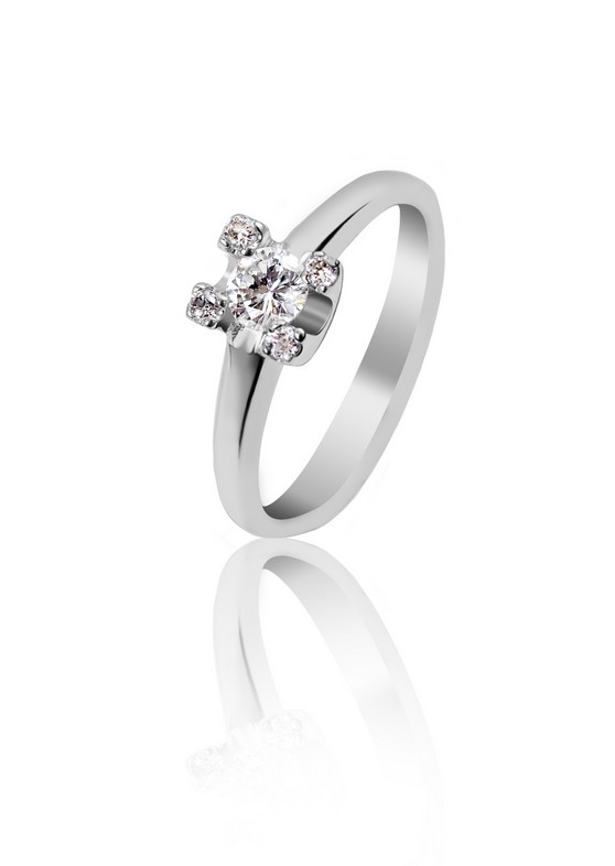 prstenodbijelogzlatasabriljanti