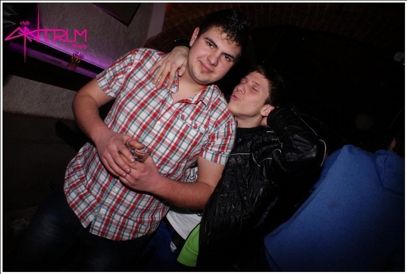 slika0008 Antrum (Subota, 5.1.2013.) slika0008 Antrum (Subota, 5.1.2013.)