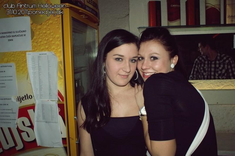 slika0099 Antrum (Pet, sub i pon, 28., 29. i 31.)