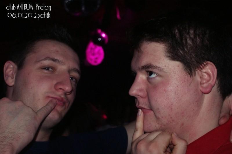 slika0037 Antrum (Petak, 6.1.2012) slika0037 Antrum (Petak, 6.1.2012)