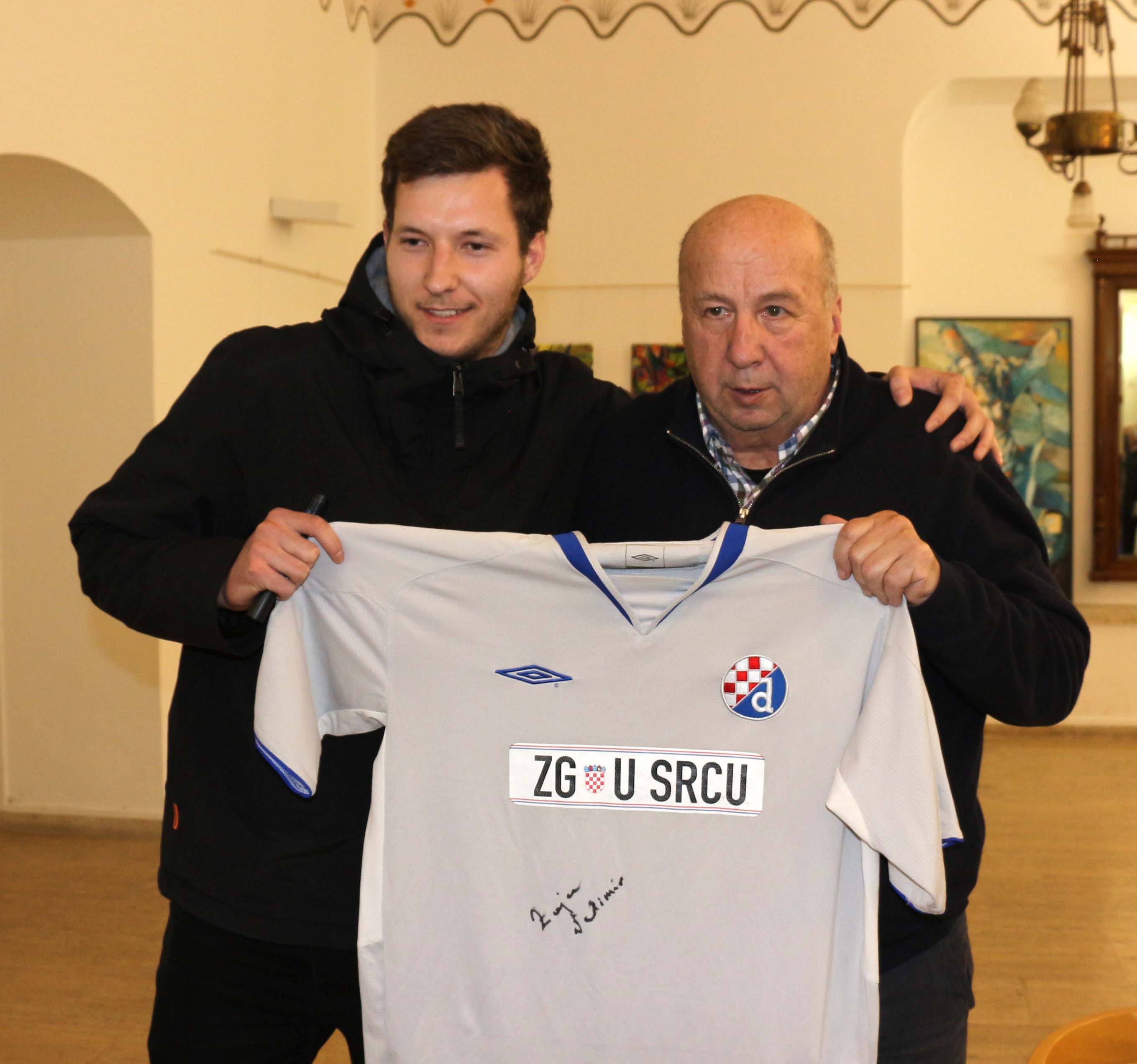 U Čakovcu predstavljena biografija Velimira Zajeca, legende zagrebačkog Dinama