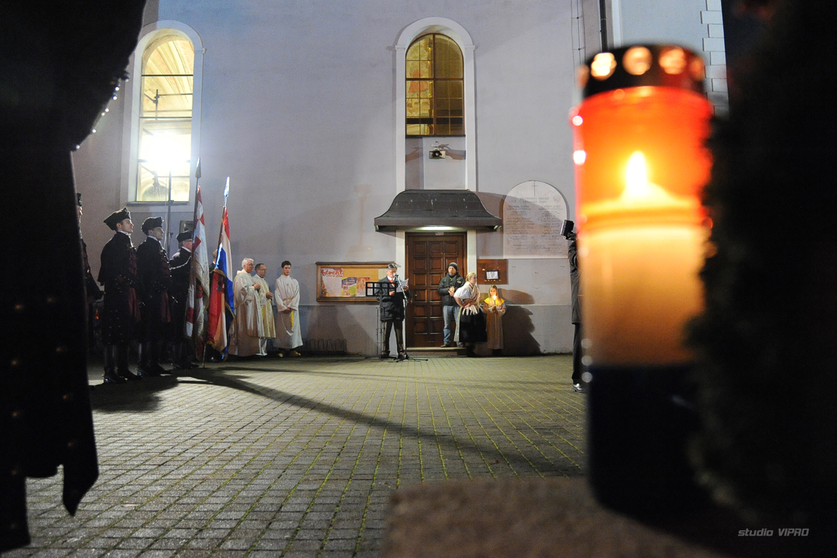 266810755dsc3617247031