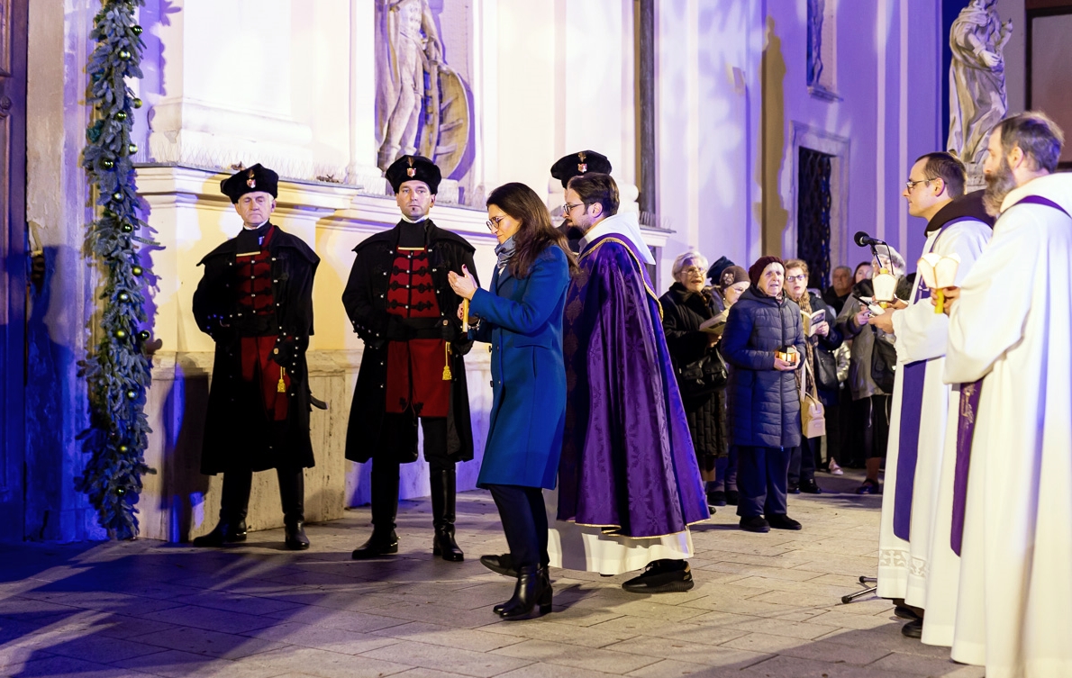 prva adventska svijeća Čakovec prva adventska svijeća Čakovec