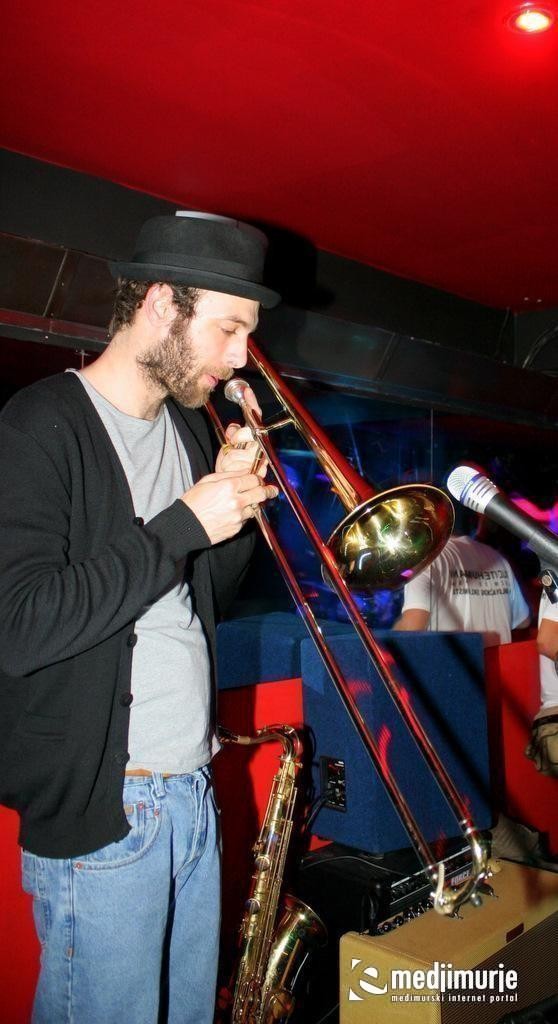 IMG4336 Diana (Subota, 10.12.2011) IMG4336 Diana (Subota, 10.12.2011)