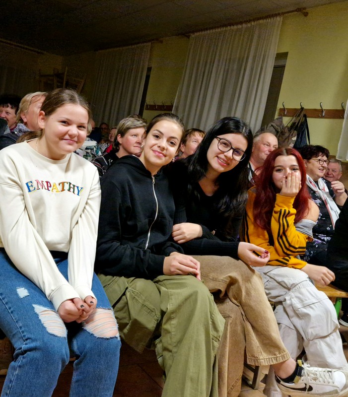 VRSNI GLUMCI Članovi DS KUD Mura gostovali u Sloveniji