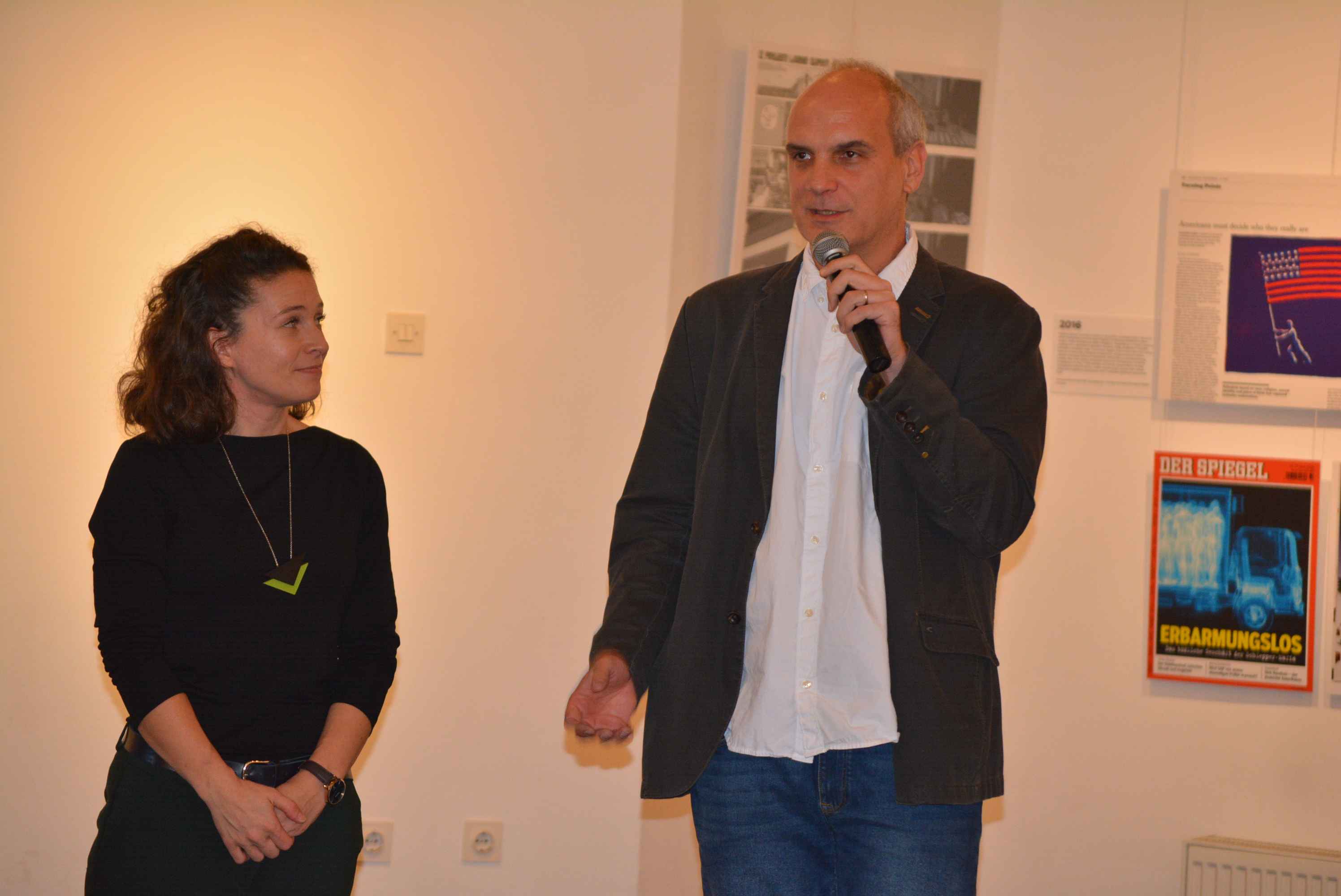 CZK ČAKOVEC Pogledajte kako je bilo na otvorenju očaravajuće izložbe poznatog grafičkog dizajnera Mirka Ilića