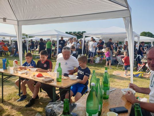 GULAŠIJADA U STRAHONINCU Ekipa iz HVIDR-e Jug Čakovec po prvi put na gulašijadi