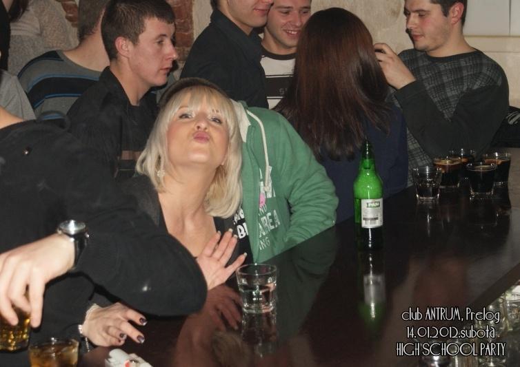 slika0032 Antrum (Subota, 14.1.2012) slika0032 Antrum (Subota, 14.1.2012)