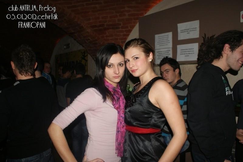 slika0041 Antrum (Četvrtak, 5.1.2012) slika0041 Antrum (Četvrtak, 5.1.2012)