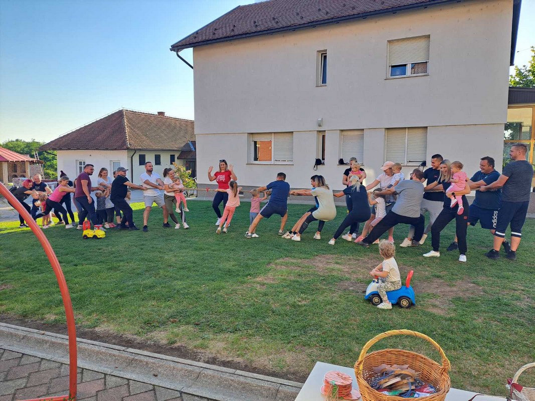 REKREACIJA ZA NAJMLAĐE Jesenski sportski susreti u Dječjem vrtiću Svetog Nikole