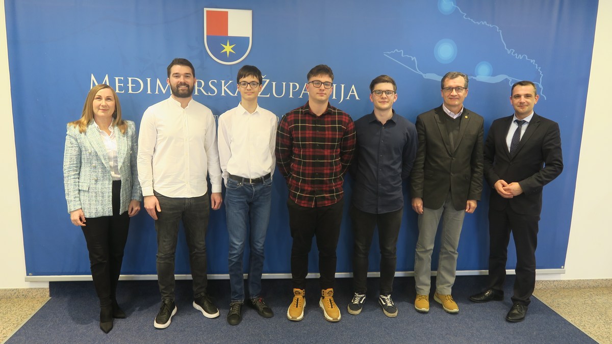 Župan Posavec primio juniorske državne prvake u kuglanju iz KK Željezničara