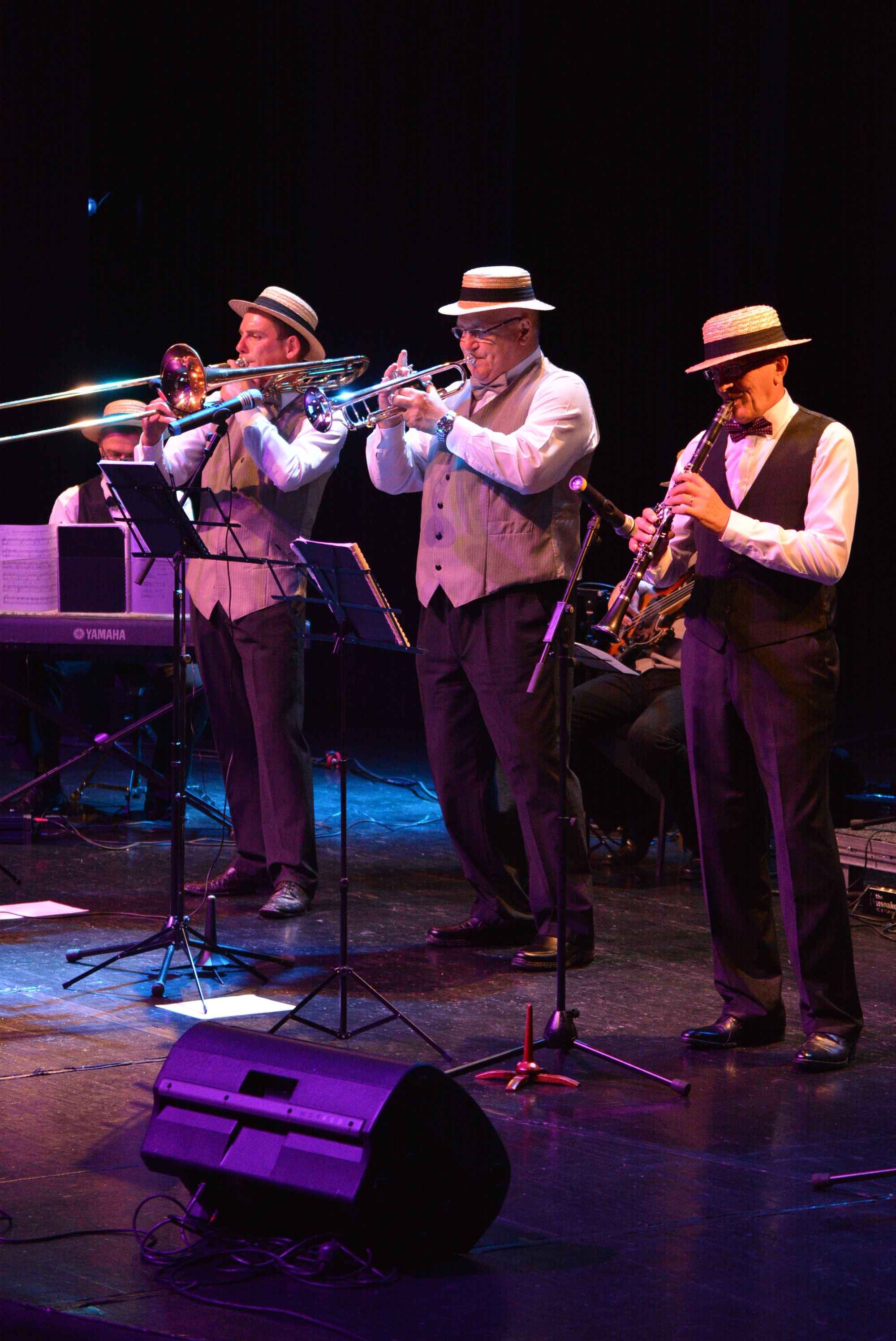 FOTO I VIDEO Dixieland band proslavio velikih 25 godina u glamuroznom stilu, publika ostala očarana