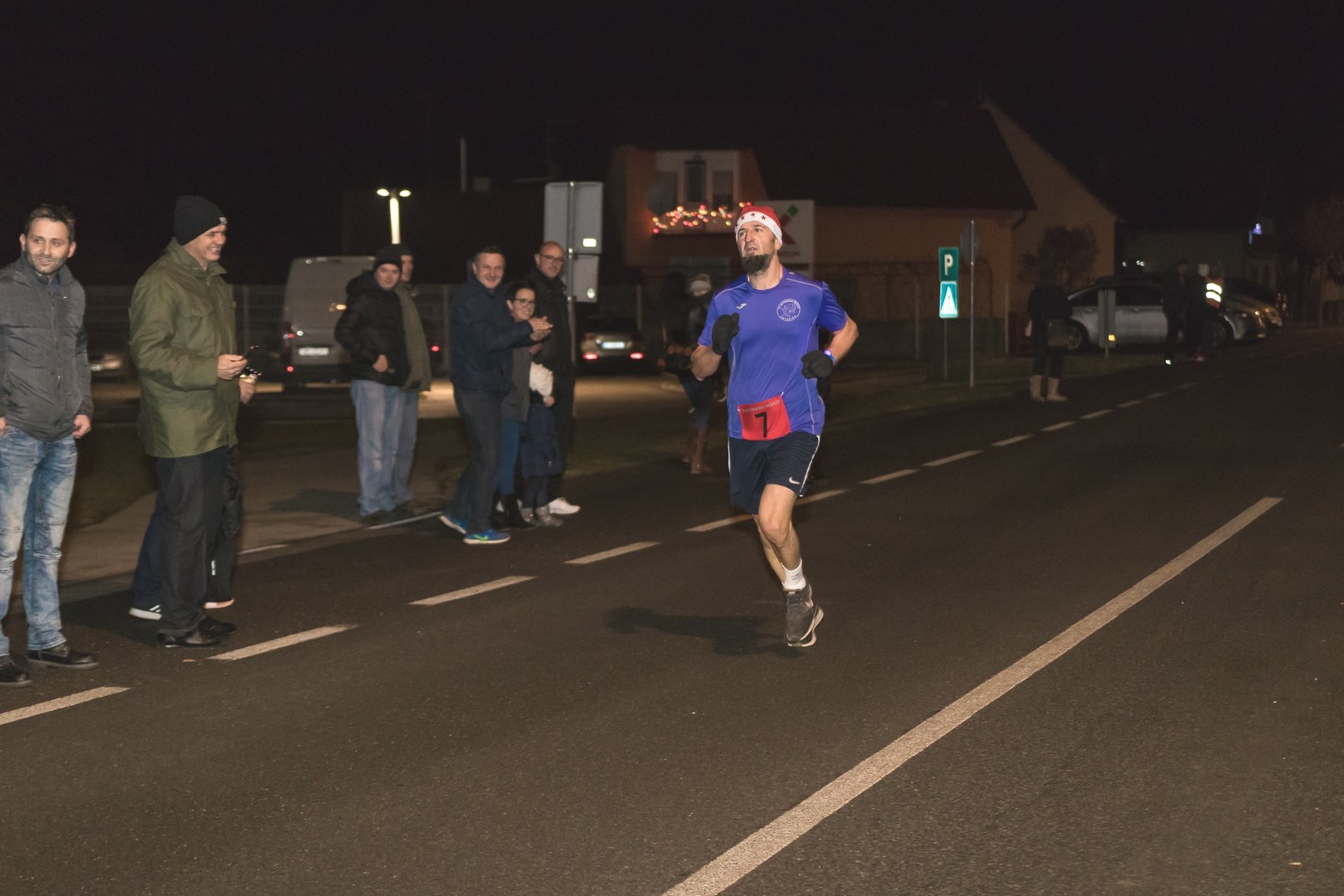 Sajam i božićna utrka privukli mnoštvo u centar Kotoribe