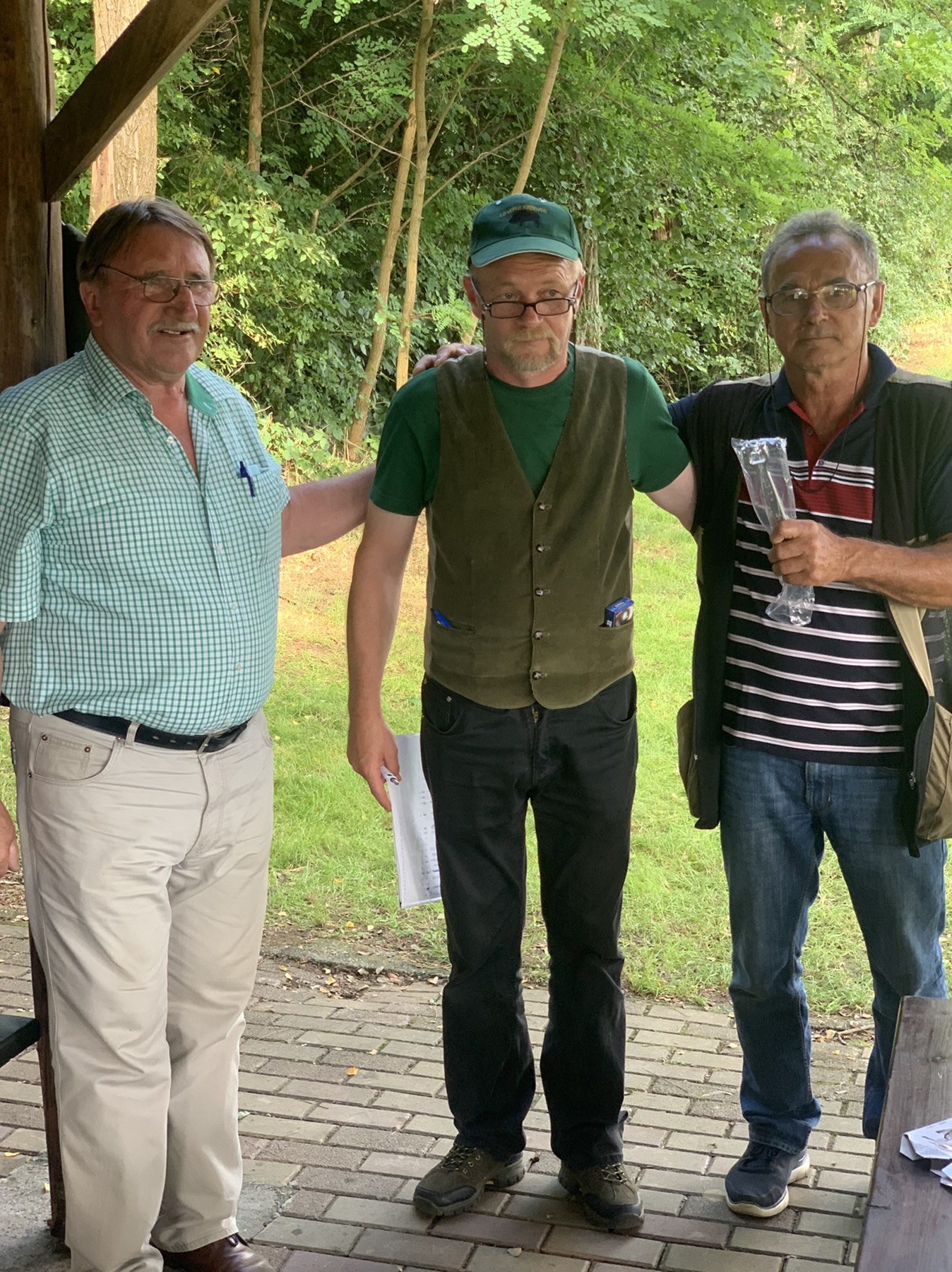 MEĐIiMURSKA LIGA STRIJELACA LD Jastreb Domašinec prvi ekipno, a Mladen Srnec pojedinačno MEĐIiMURSKA LIGA STRIJELACA LD Jastreb Domašinec prvi ekipno, a Mladen Srnec pojedinačno