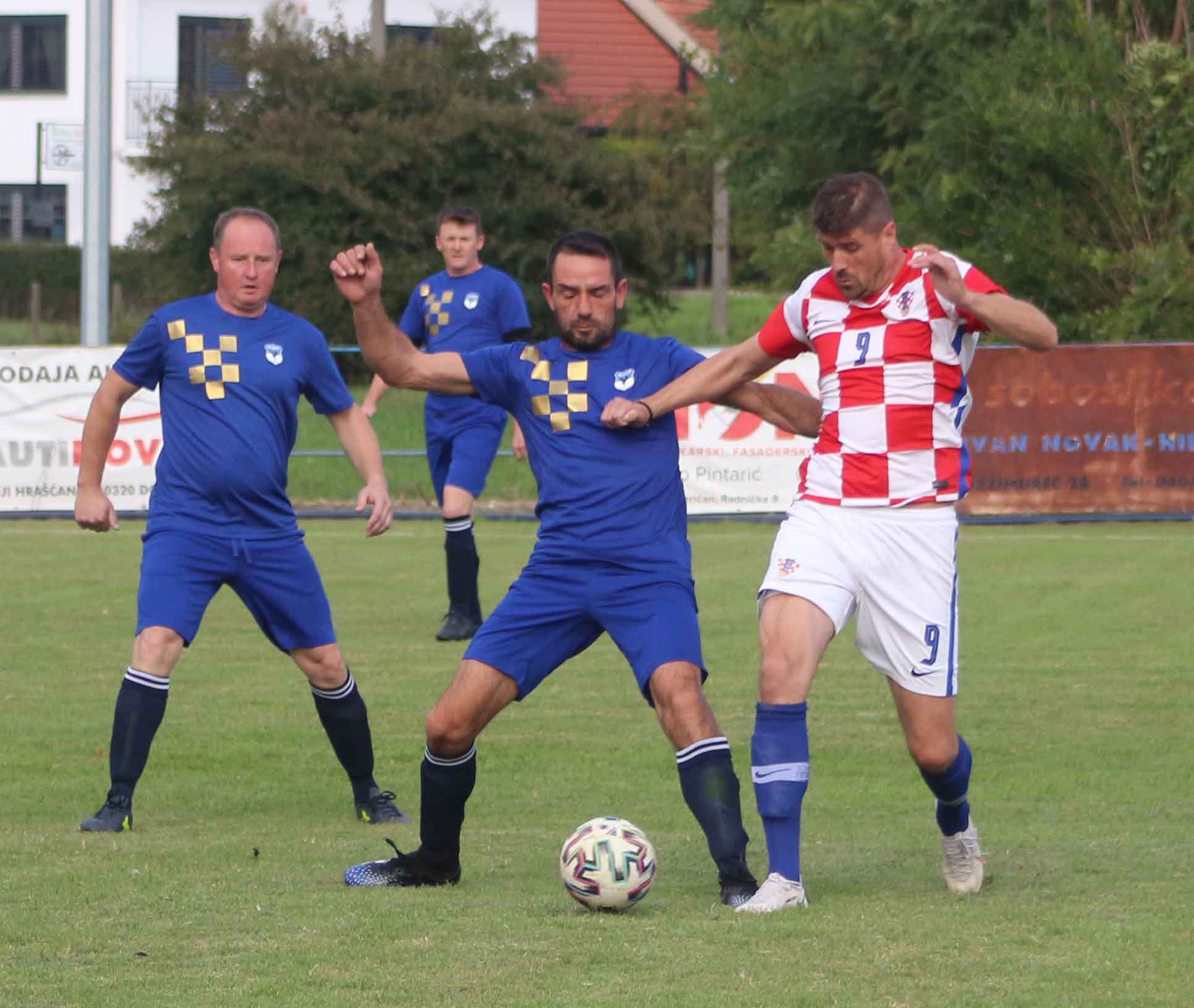 Borac u Donjem Hrašćanu ugostio veterane Hrvatskog nogometnog saveza