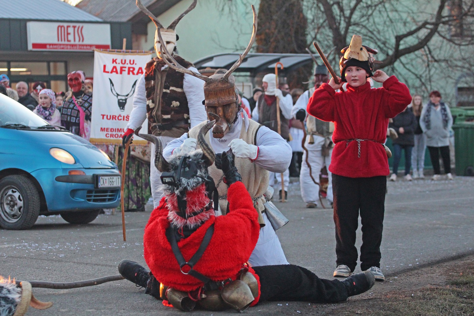 SEZONA MAŠKARA Veselo je bilo na Fašniku u Zasadbreg