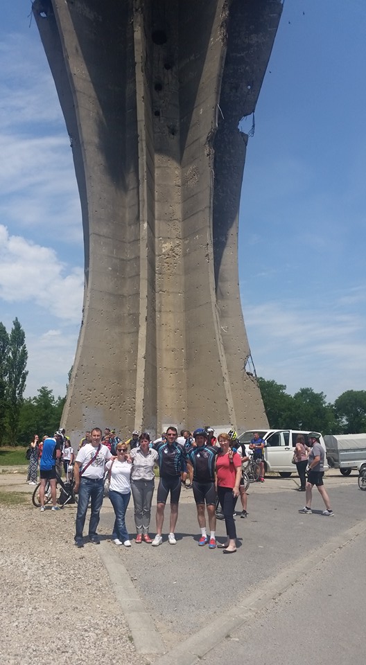 1351644710426413224394073093819