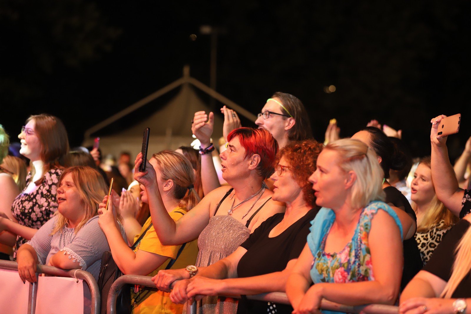 Kako je dobro vidjeti vas opet! Sanja, Marinko i Zec oduševili hitovima Novih Fosila