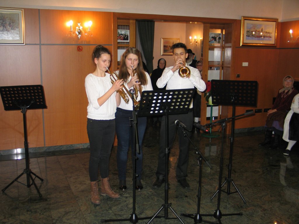 2vecerpoezije025489349