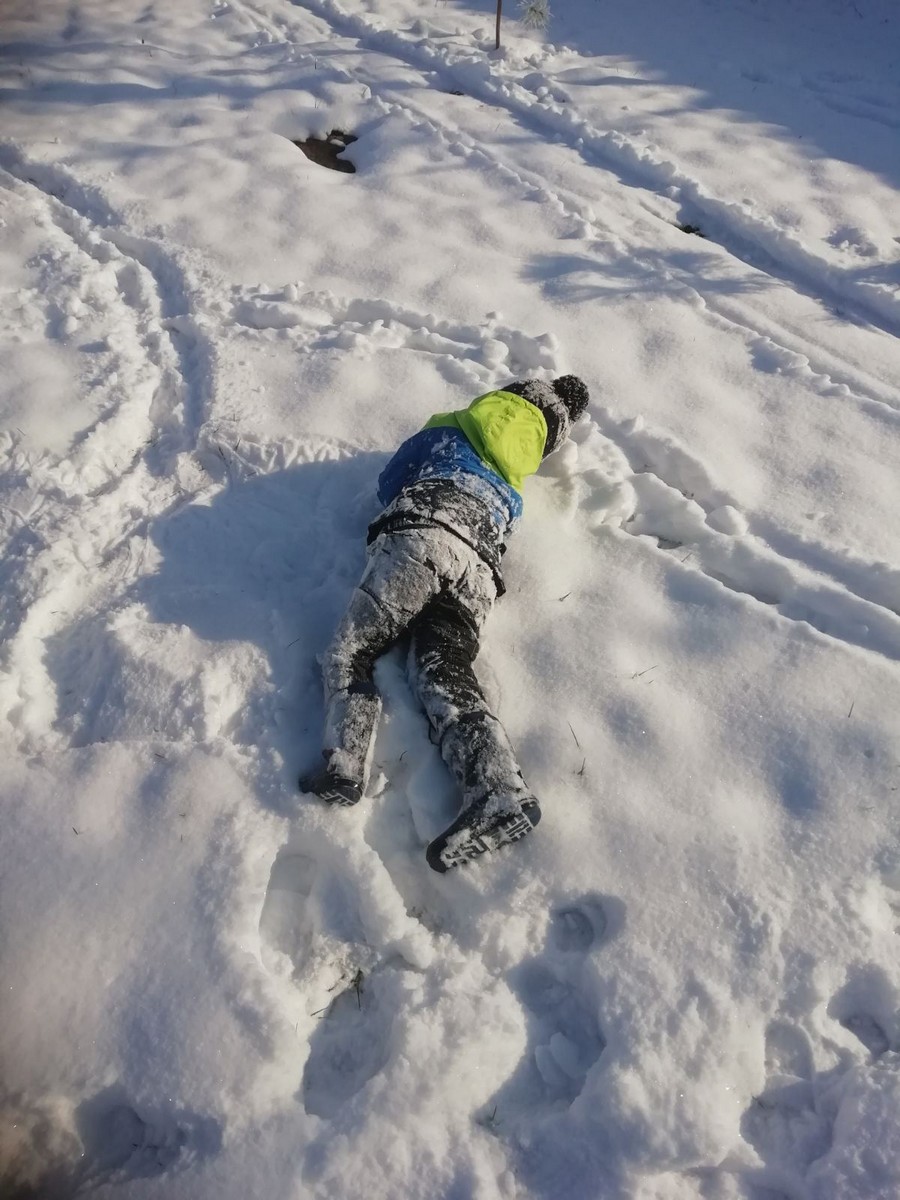 VELJAČA PREVRTAČA Mališani DV ‘Loptica’ bez obzira na vremenske uvjete svaki su dan u šetnji