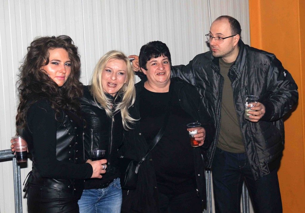 crvenajabukatarapanabandmesapne